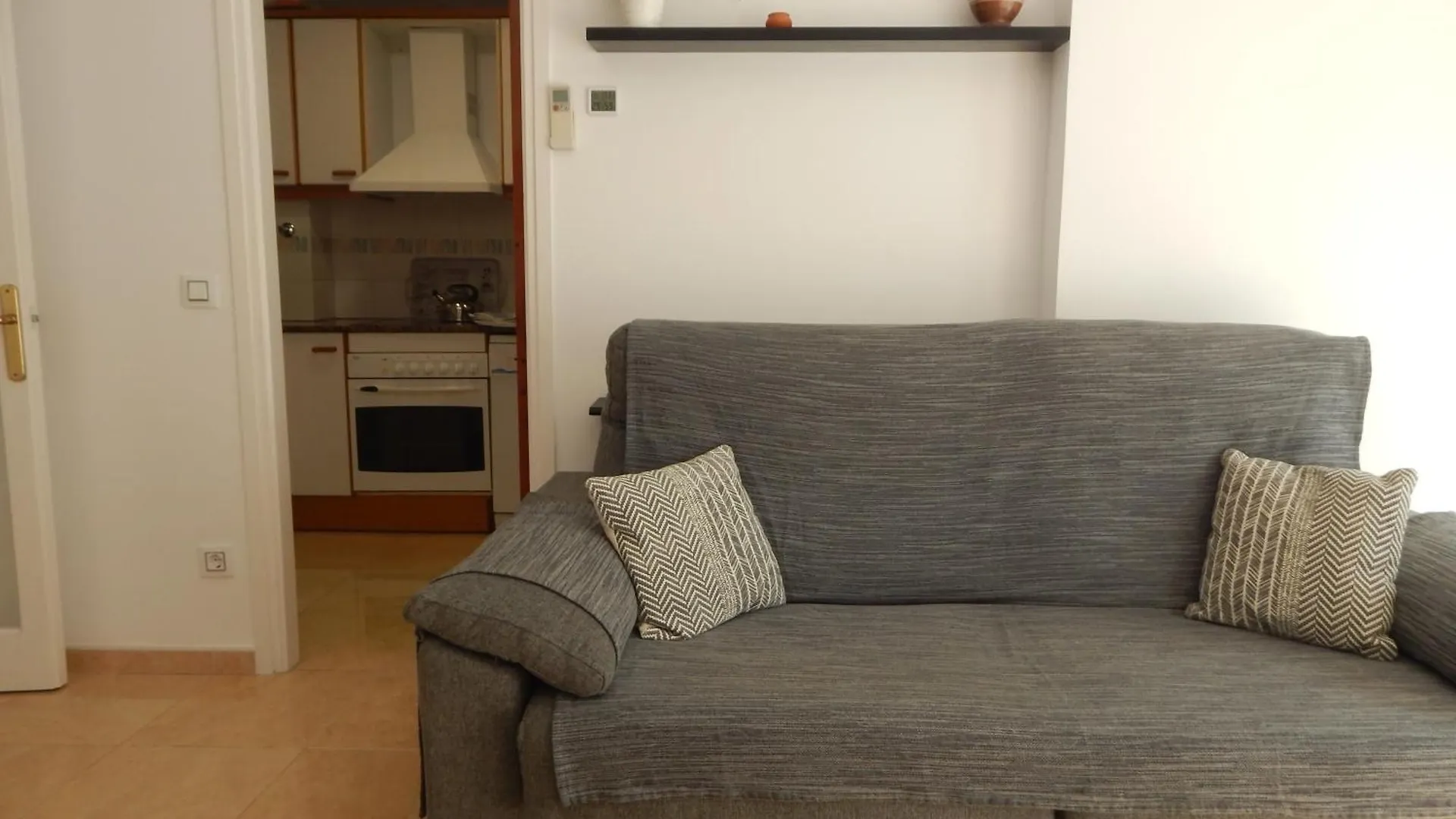 Les Pitas I 2N 1A Acogedor Apartamento Girona 0*,  Spain